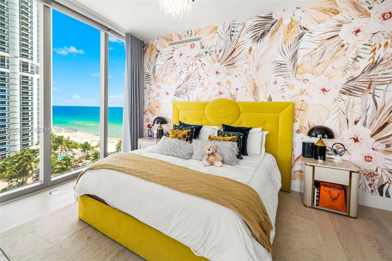 17975 Collins Ave , Unit N-1102, Sunny Isles Beach, FL 33160 Photo