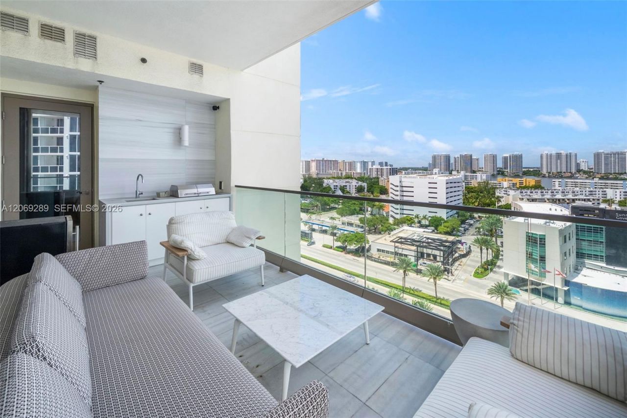 17975 Collins Ave , Unit N-1102, Sunny Isles Beach, FL 33160 Photo