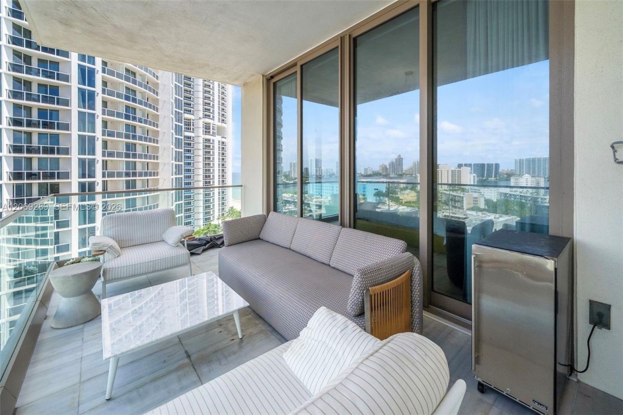 17975 Collins Ave , Unit N-1102, Sunny Isles Beach, FL 33160 Photo