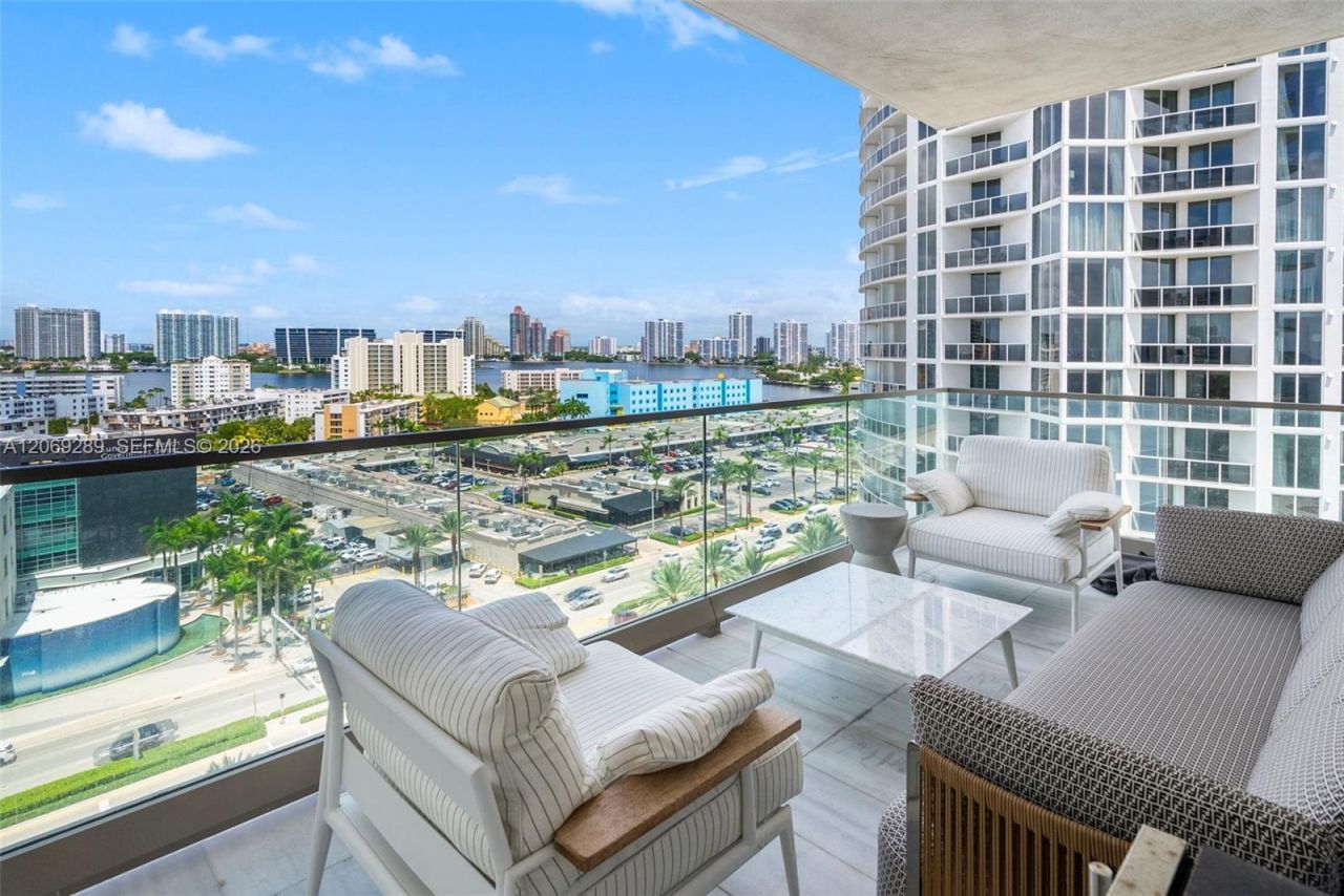 17975 Collins Ave , Unit N-1102, Sunny Isles Beach, FL 33160 Photo