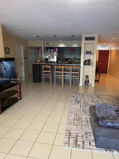 6364 Milk Wagon Ln , Unit 6364, Miami Lakes, FL 33014 Photo