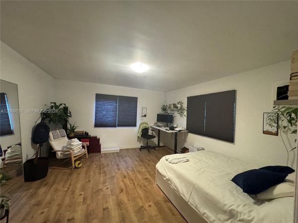 329 NW 44th St , Unit 1, Miami, FL 33127