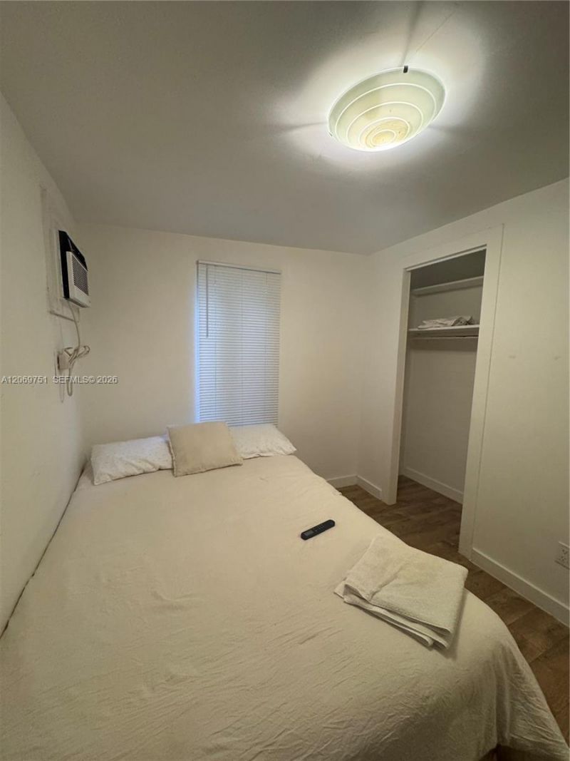329 NW 44th St , Unit 1, Miami, FL 33127 Photo