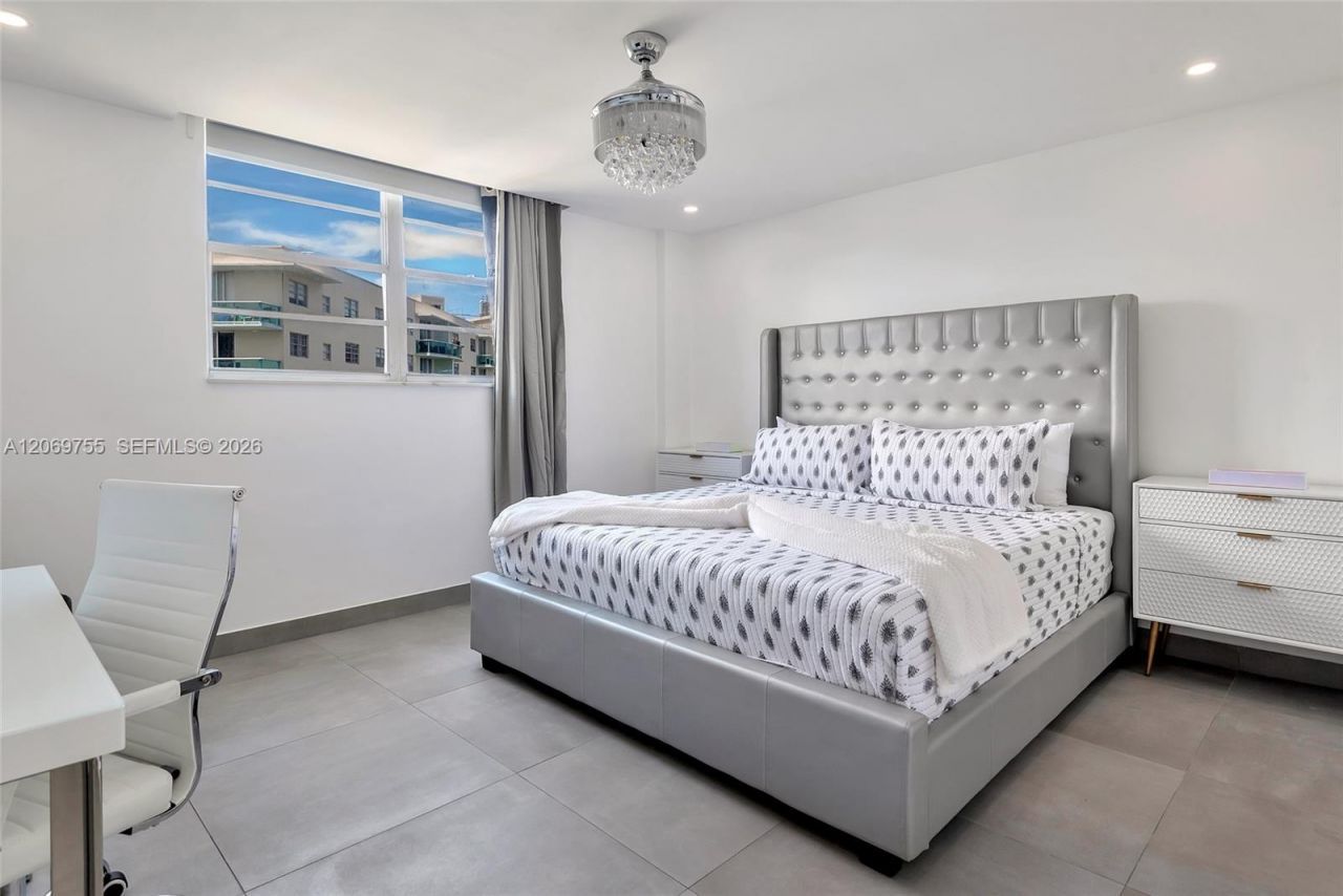 4001 S Ocean Dr, Unit 14H, Hollywood, FL 33019 Photo