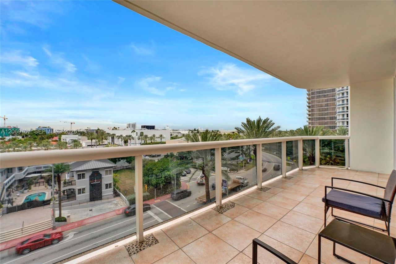 9595 N Collins Ave., Unit 5NG, Surfside, FL 33154 Photo