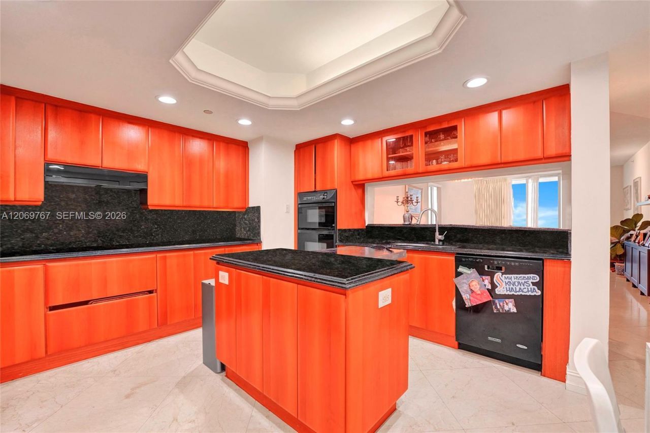 9595 N Collins Ave., Unit 5NG, Surfside, FL 33154 Photo