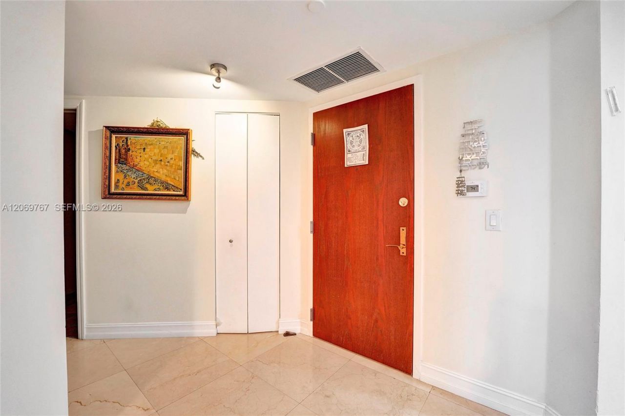 9595 N Collins Ave., Unit 5NG, Surfside, FL 33154 Photo