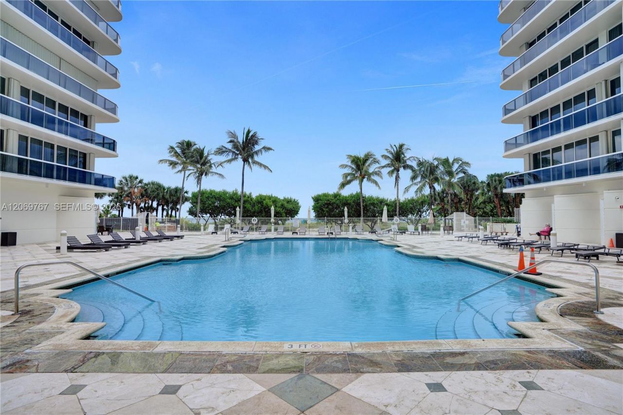 9595 N Collins Ave., Unit 5NG, Surfside, FL 33154 Photo