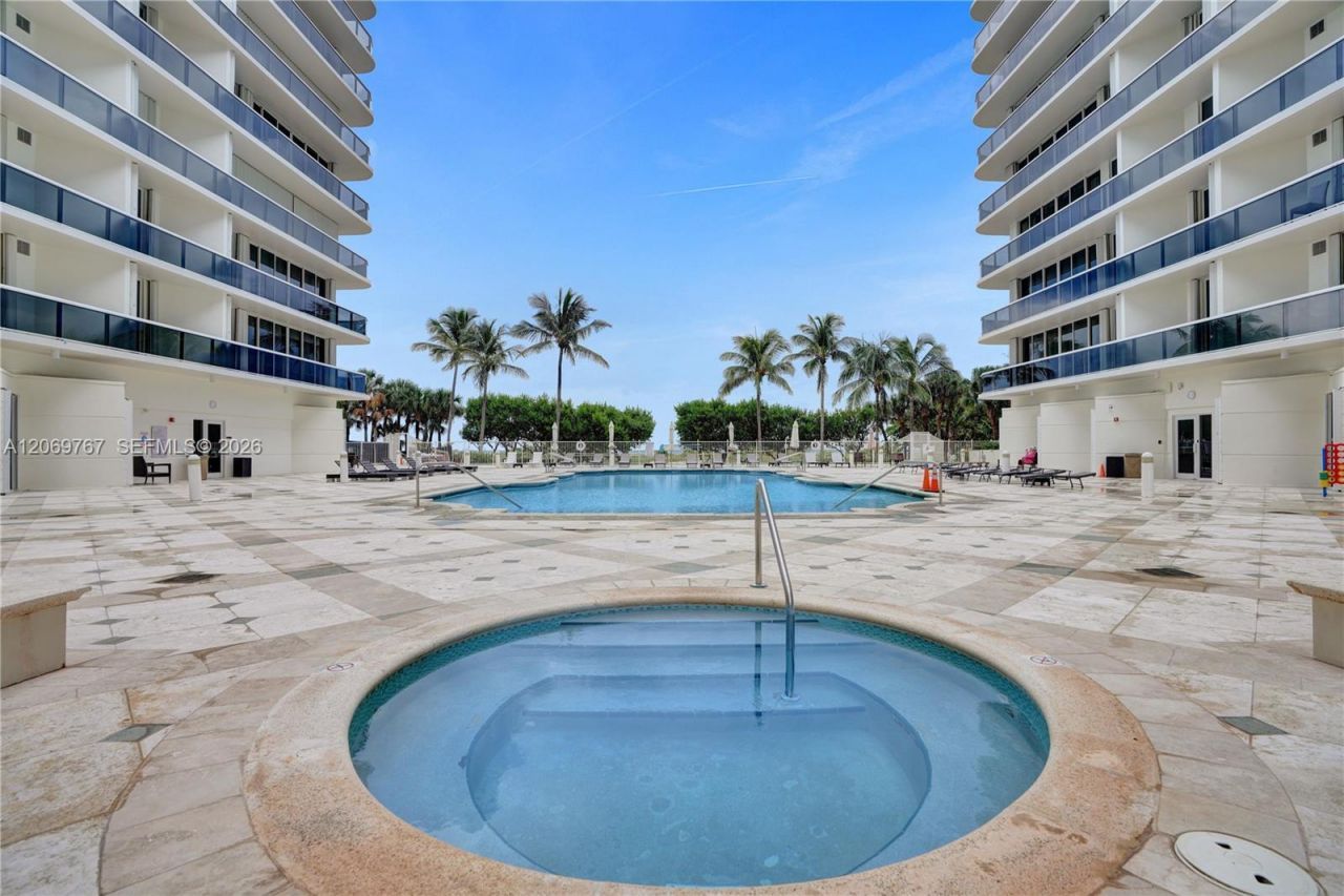 9595 N Collins Ave., Unit 5NG, Surfside, FL 33154 Photo