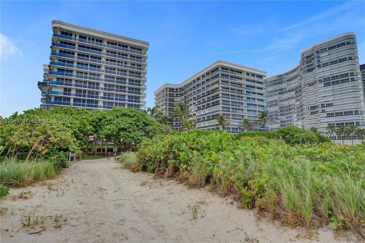 9595 N Collins Ave., Unit 5NG, Surfside, FL 33154 Photo