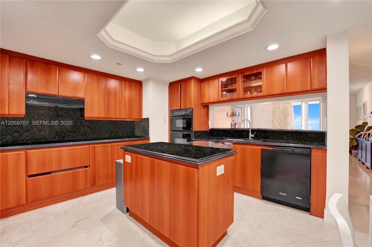 9595 N Collins Ave., Unit 5NG, Surfside, FL 33154 Photo