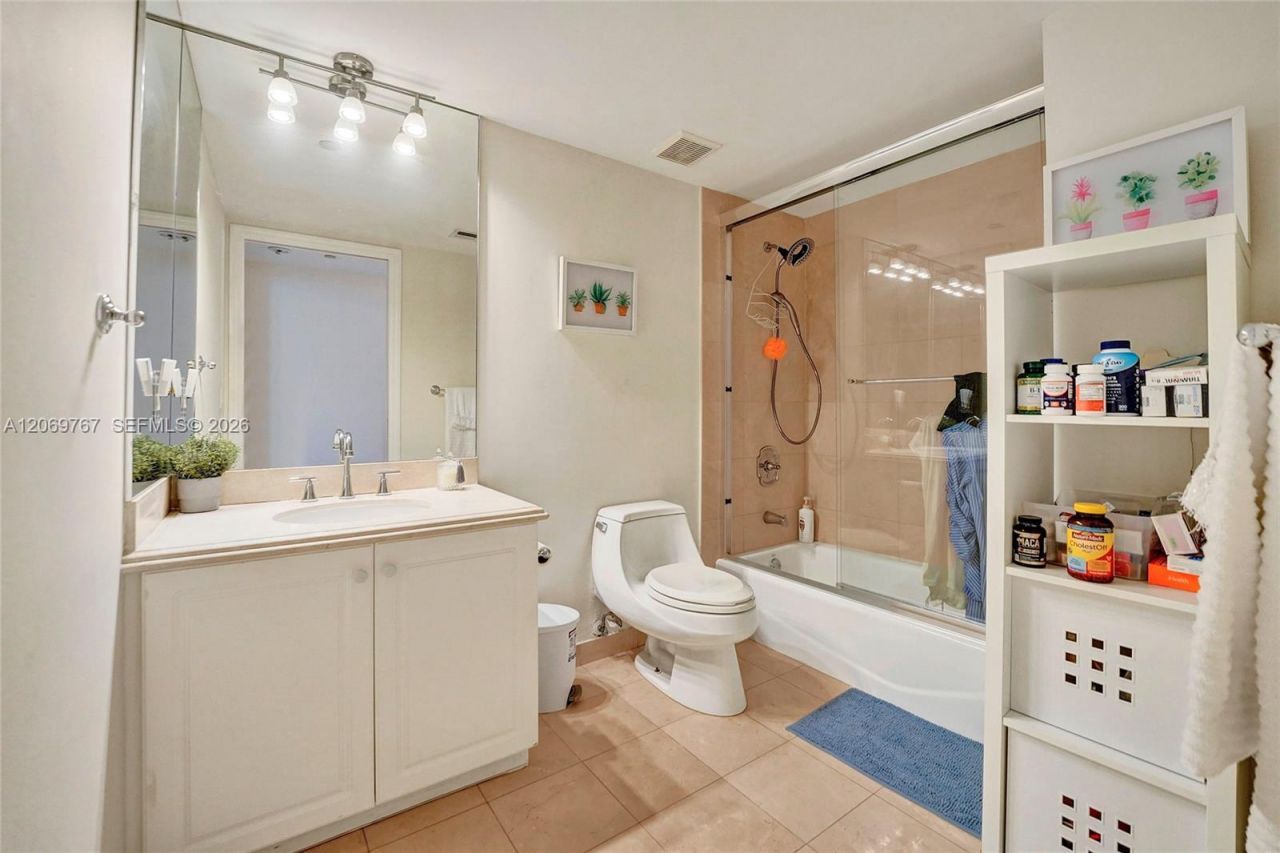 9595 N Collins Ave., Unit 5NG, Surfside, FL 33154 Photo