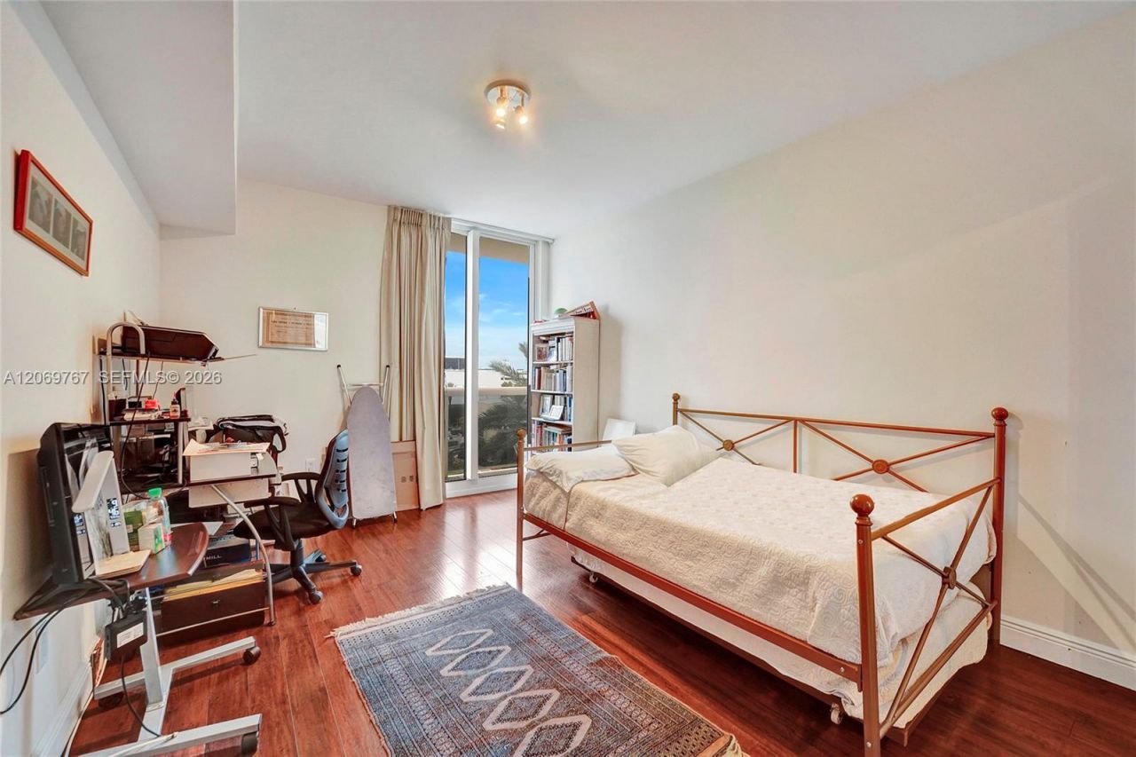 9595 N Collins Ave., Unit 5NG, Surfside, FL 33154 Photo