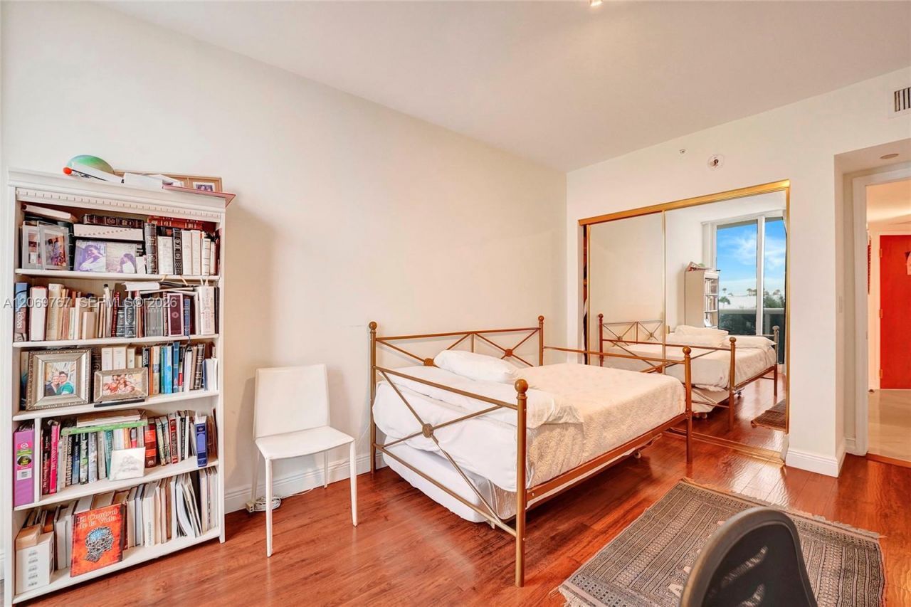 9595 N Collins Ave., Unit 5NG, Surfside, FL 33154 Photo
