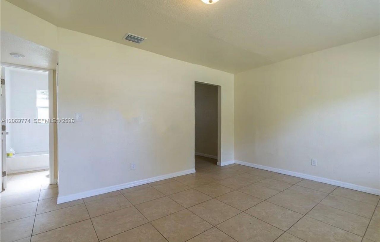 708 N 14th St , Unit B, Fort Pierce, FL 34950 Photo