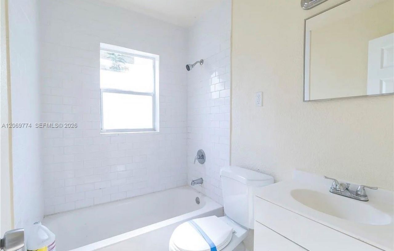 708 N 14th St , Unit B, Fort Pierce, FL 34950 Photo