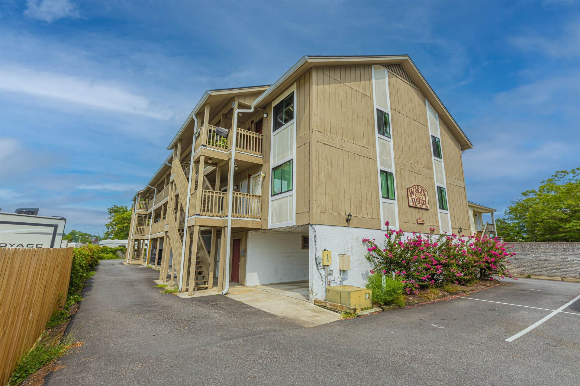 603 Wagon Wheel Rd. Photo 1