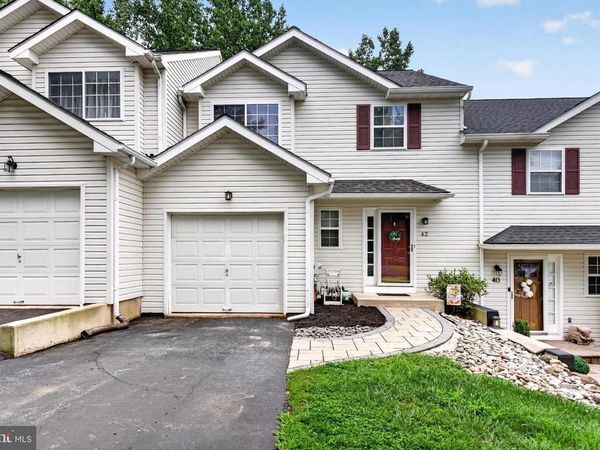 42 PINCKNEY DRIVE , COATESVILLE, PA 19320