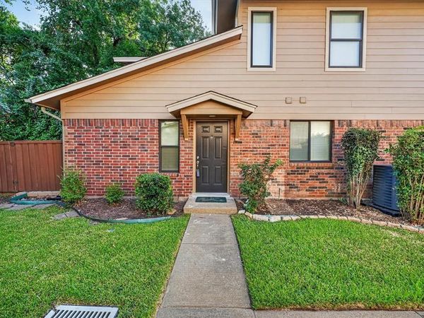 5662 Cedar Creek Drive, Benbrook, TX 76109