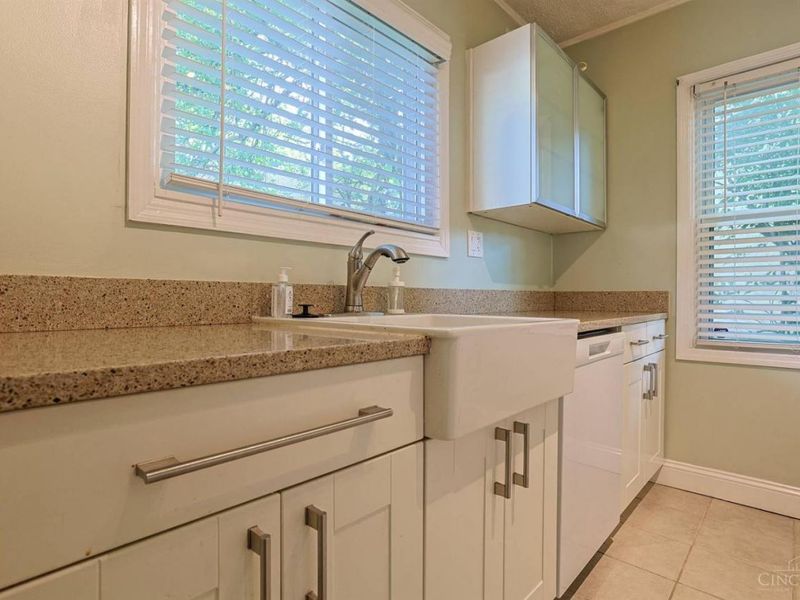3000 Mapleleaf Avenue, Cincinnati, OH 45213 Photo 30