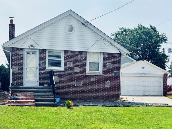 469 River Street , Oceanside, NY 11572