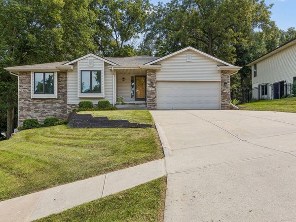 109 FOX HAVEN Drive, COUNCIL BLUFFS, IA 51503