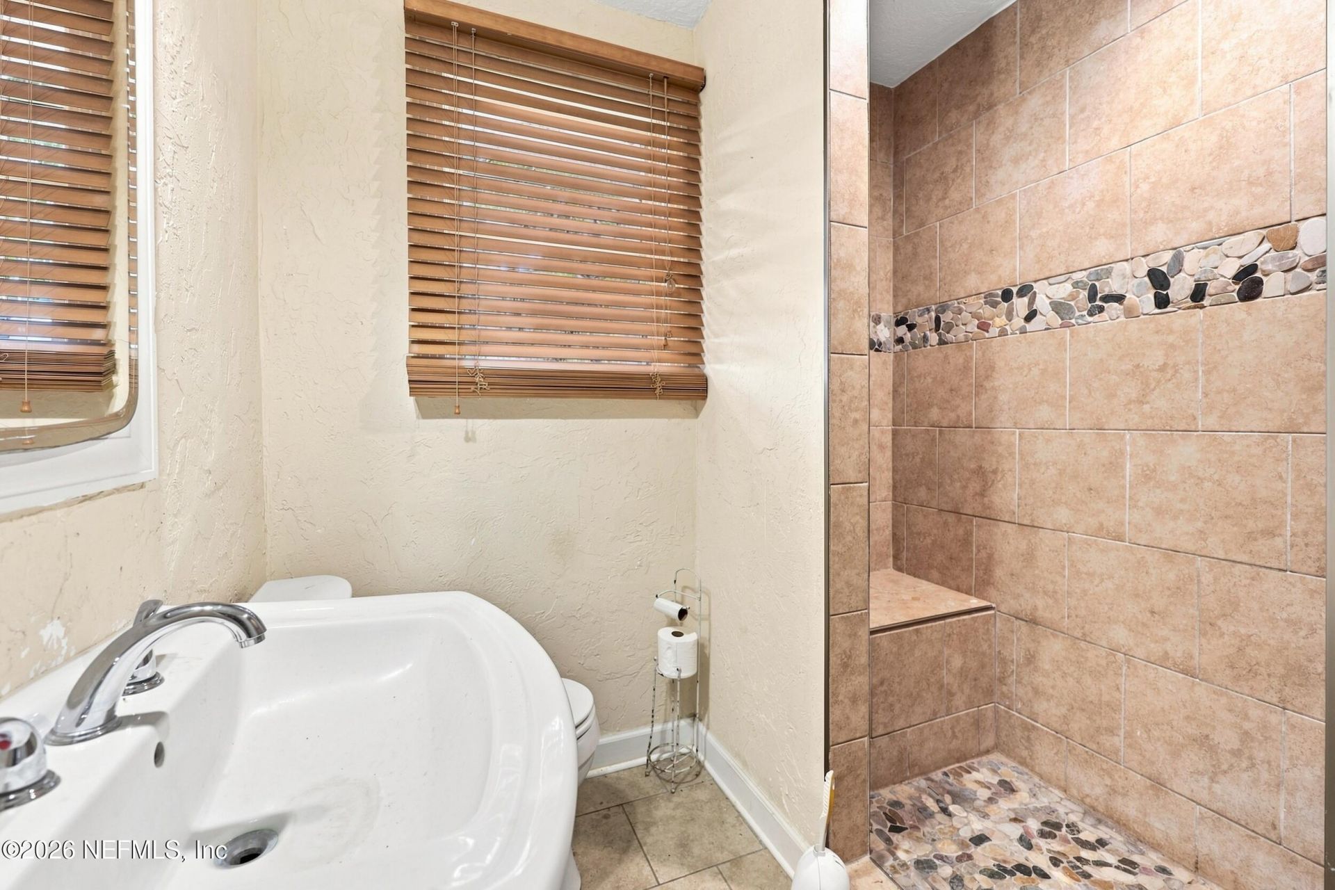 8140 W Concord Boulevard W, Jacksonville, FL 32208 Photo