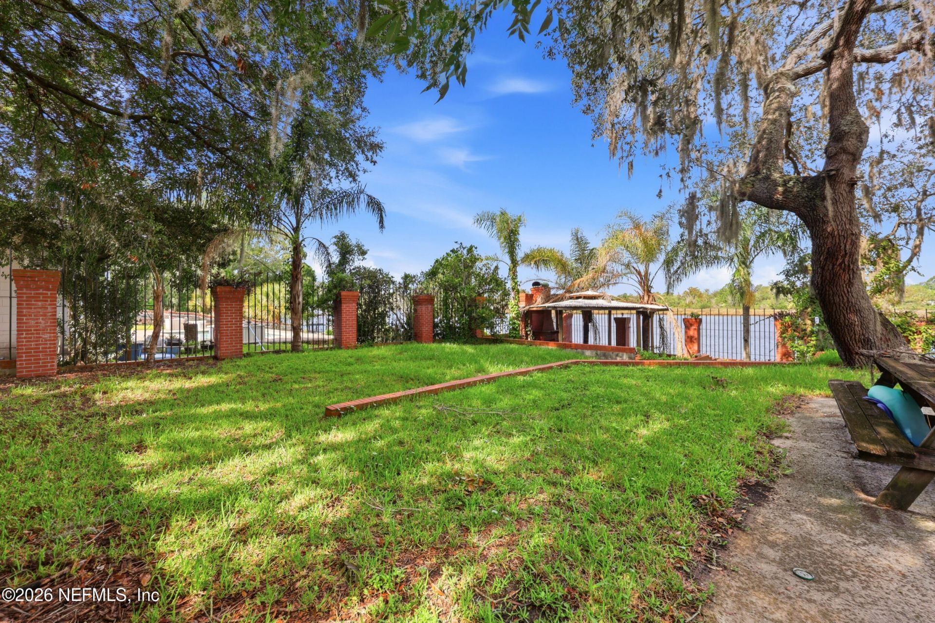 8140 W Concord Boulevard W, Jacksonville, FL 32208 Photo