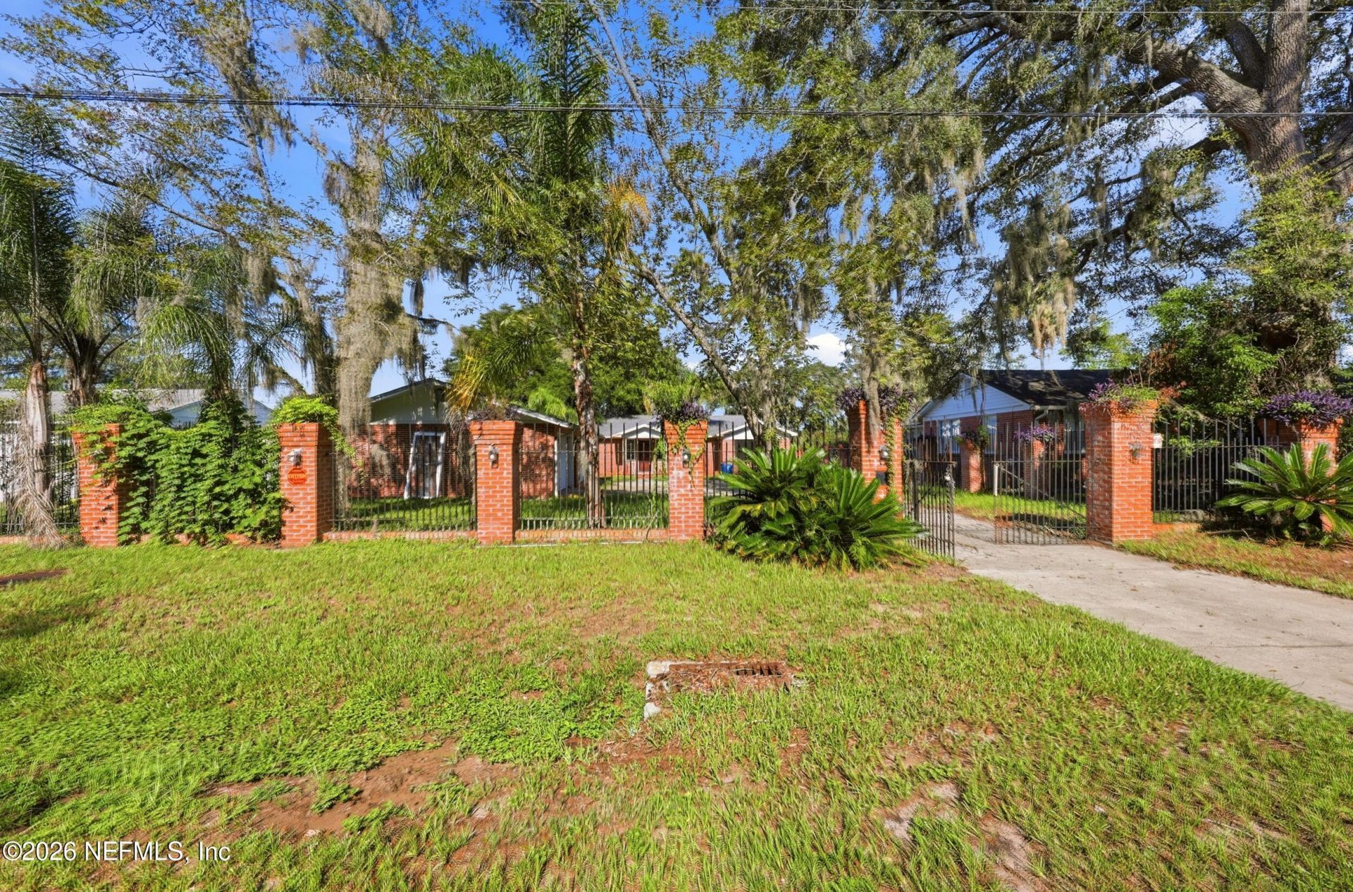 8140 W Concord Boulevard W, Jacksonville, FL 32208 Photo