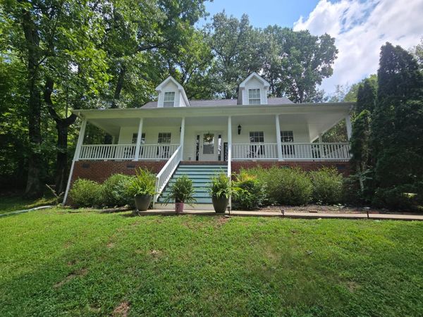 203 Brady Drive , Dickson, TN 37055