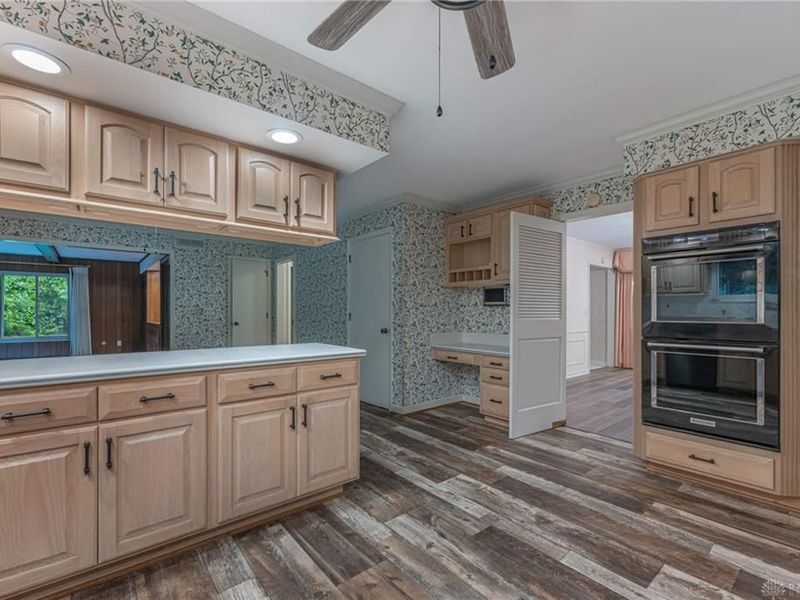 1132 Viewpoint Drive, Washington Township, OH 45459 Photo 9