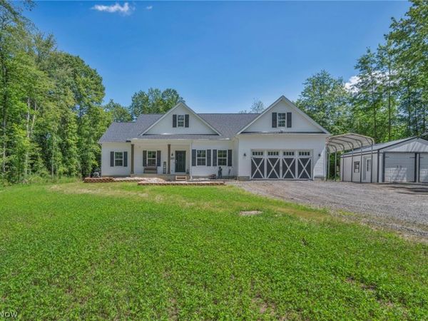 4331 Palmyra Road , Lordstown, OH 44481