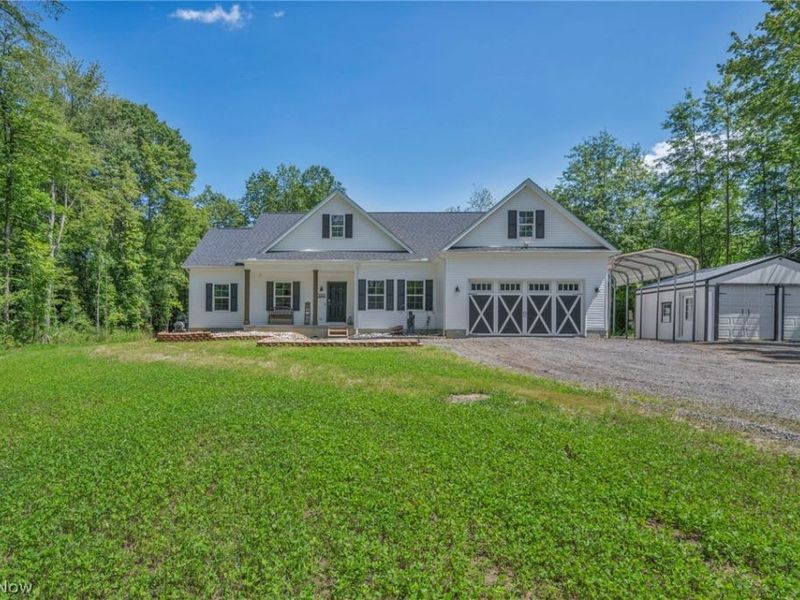 4331 Palmyra Road, Lordstown, OH 44481 Photo 1