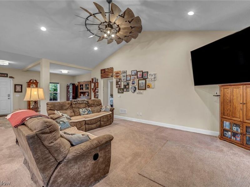 4331 Palmyra Road, Lordstown, OH 44481 Photo 10
