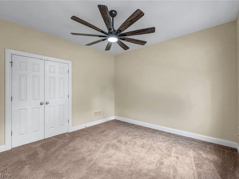 4331 Palmyra Road, Lordstown, OH 44481 Photo 27