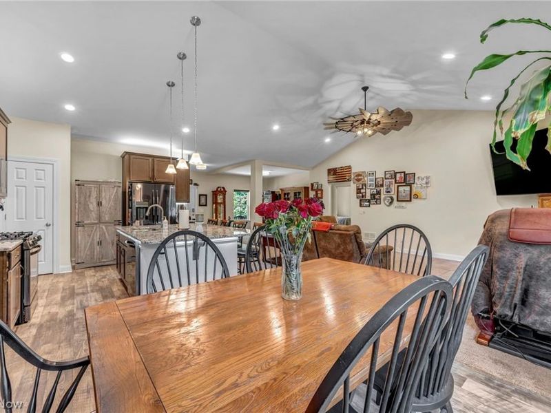 4331 Palmyra Road, Lordstown, OH 44481 Photo 8