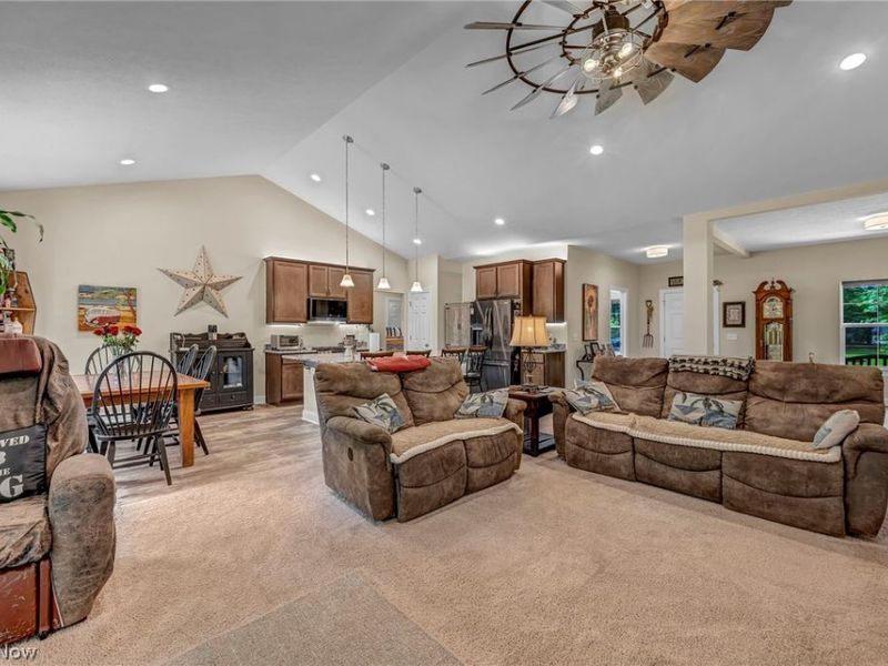 4331 Palmyra Road, Lordstown, OH 44481 Photo 9