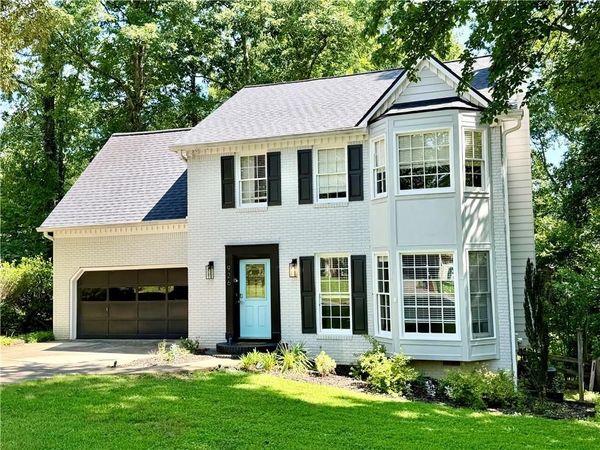 926 W Mill Trace NW, Kennesaw, GA 30152