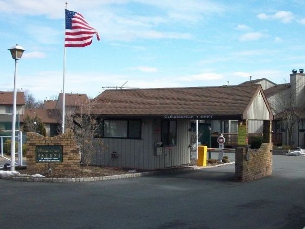 250 Ridgedale Ave, Unit E-2, Florham Park, NJ 07932