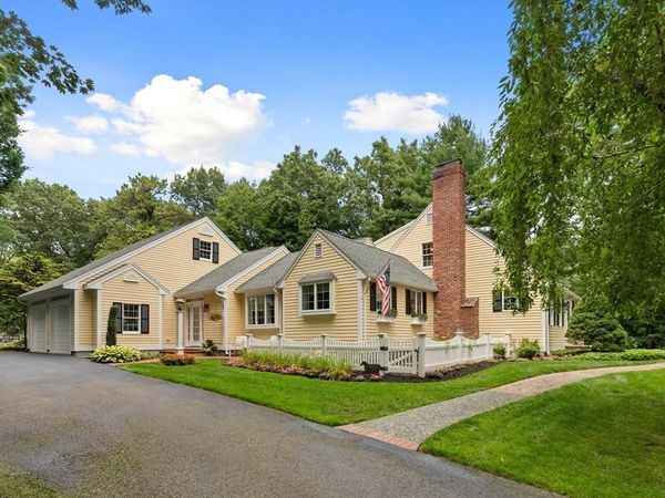 22 Westover Drive, Lynnfield, MA 01940