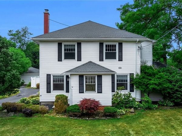 5274 Columbia Avenue, Hamburg, NY 14075