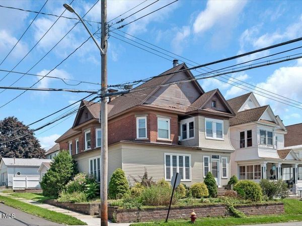 29 McClellan Avenue, Amsterdam, NY 12010