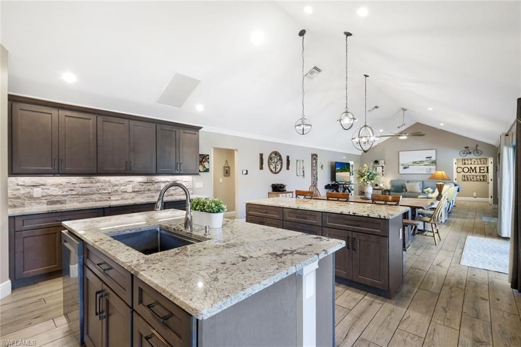 1800 NW 30th Pl, Cape Coral, FL 33993 Photo