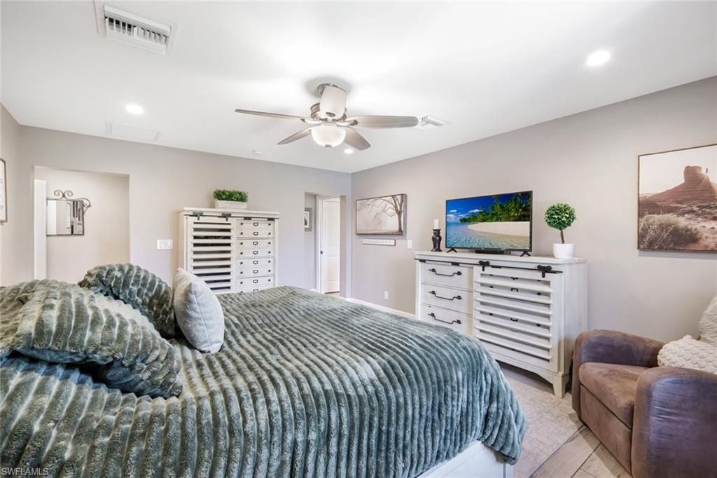 1800 NW 30th Pl, Cape Coral, FL 33993 Photo