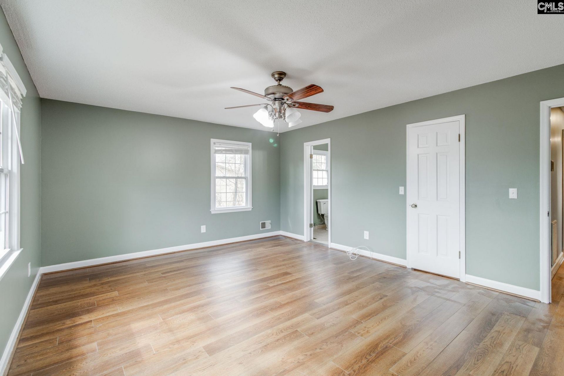 1207 S Fredericksburg Drive  Photo 7
