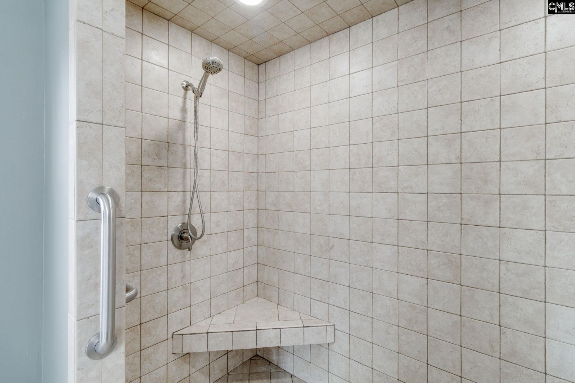 1207 S Fredericksburg Drive  Photo 9