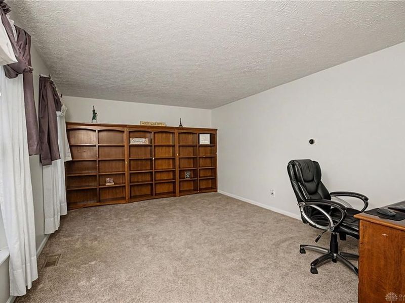 135 Cold Springs Court, Springboro, OH 45066 Photo 9