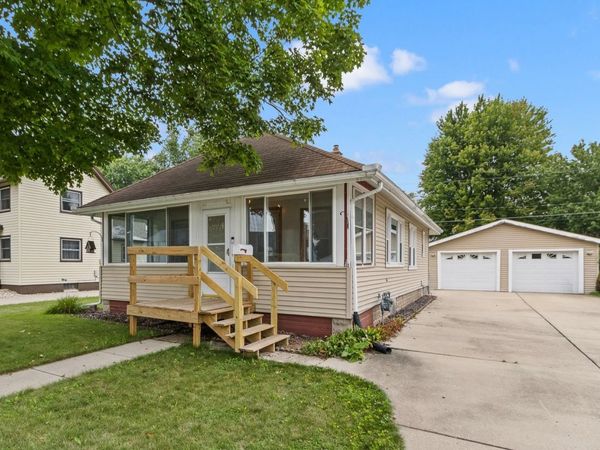 1402 Barham Avenue, Janesville, WI 53548