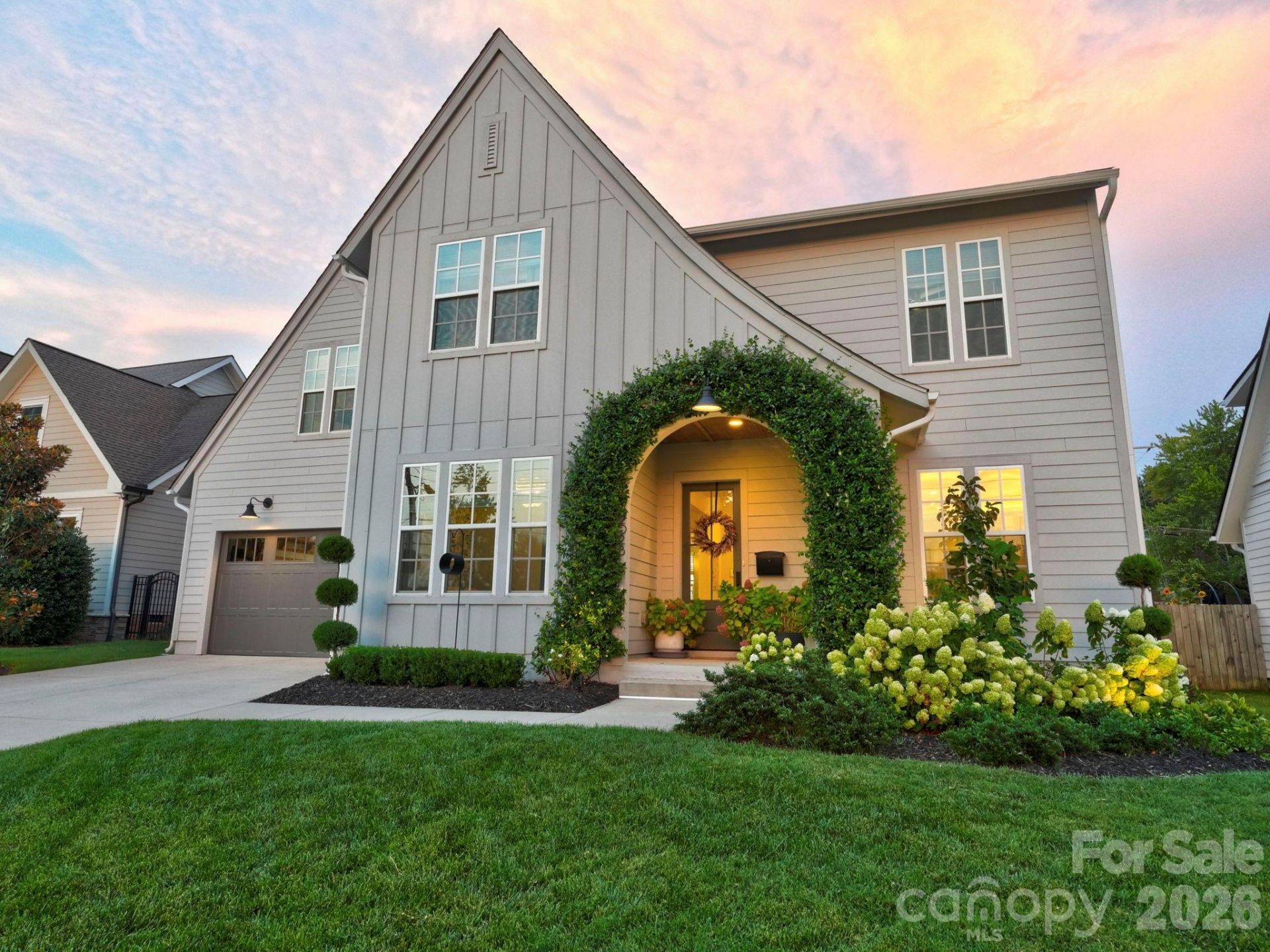 2028 Eaton Road, Charlotte, NC 28205 Main Photo