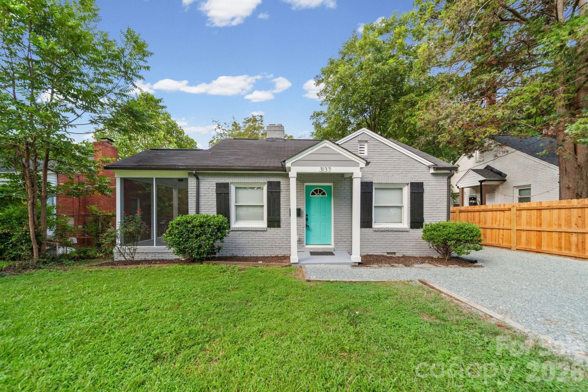 3137 Mathis Drive, Charlotte, NC 28208 Main Photo